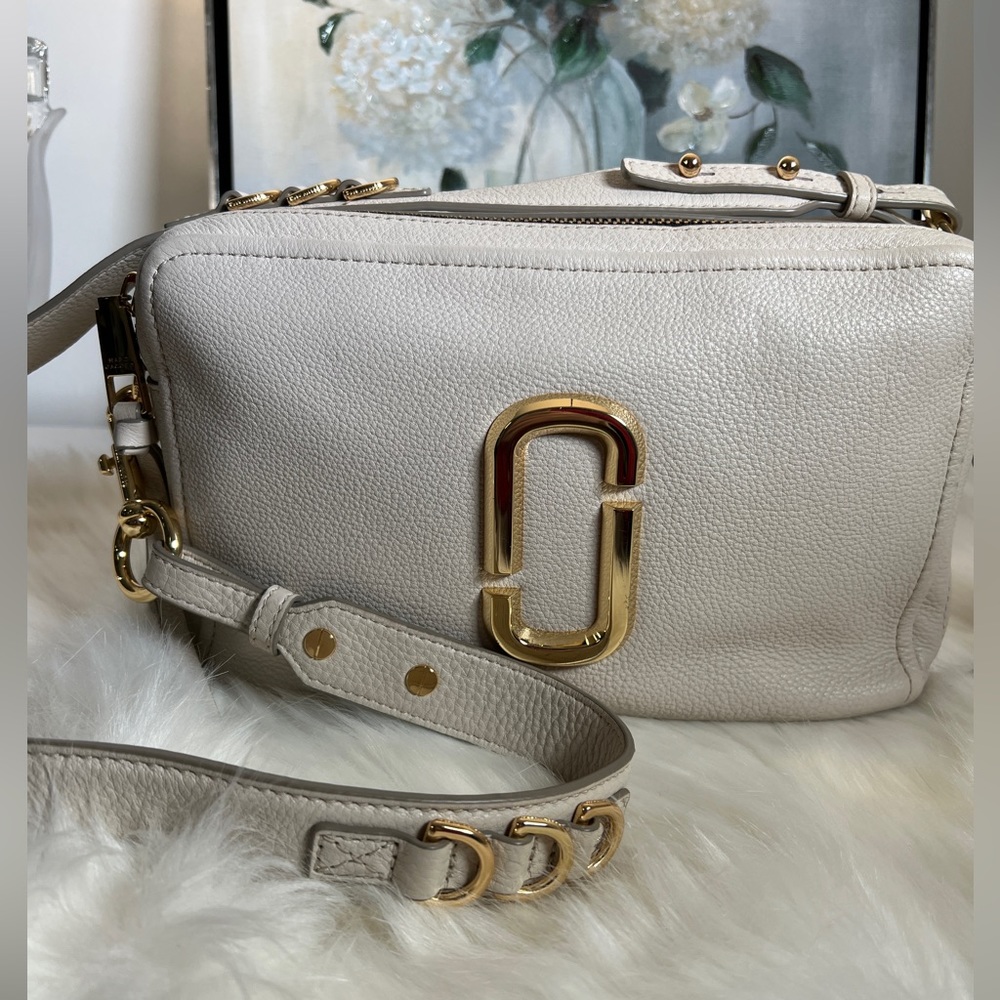 SOLD Authentic MARC JACOBS  Crossbody Bag Leather - Picture 16 of 16